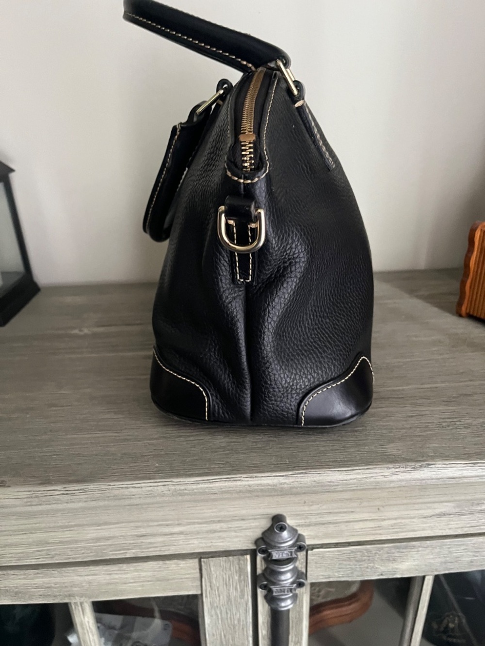 Dooney&Bourke Hand Bag!! - Picture 3 of 13